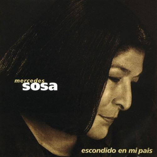 Escondido En Mi País