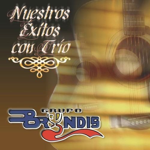 Nuestros Éxitos Con Trío