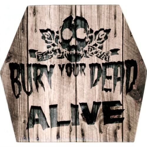 Alive (Live At Chain Reaction, Anaheim, CA / 05-10-2005)