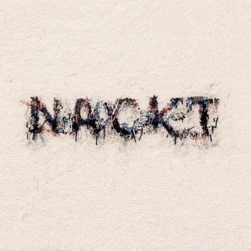 Nackt
