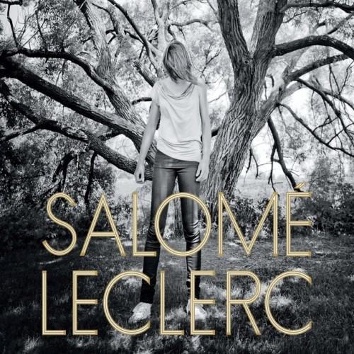 Sous les arbres