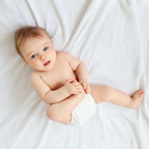 Luminous Piano Babyscape: Radiant Melodies for Baby Bliss