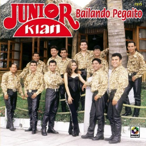 Bailando Pegaito