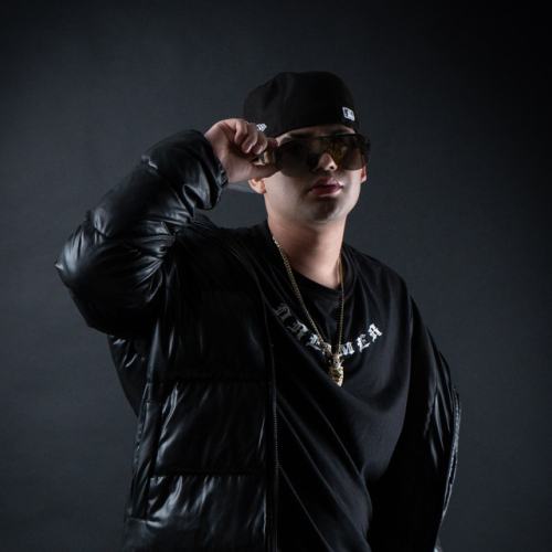 GH Y Su Escuadra Armada