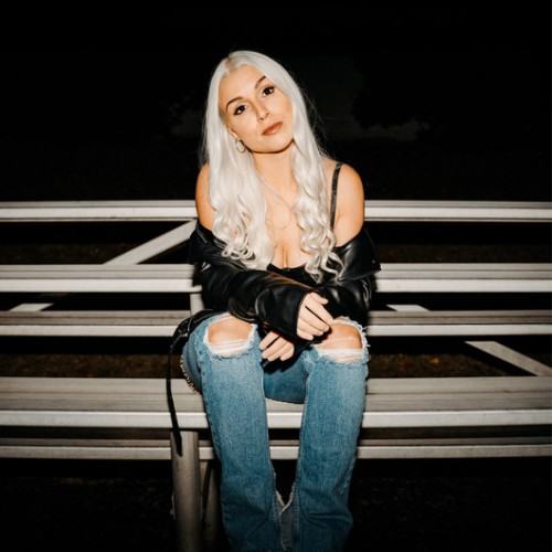 Royale Lynn