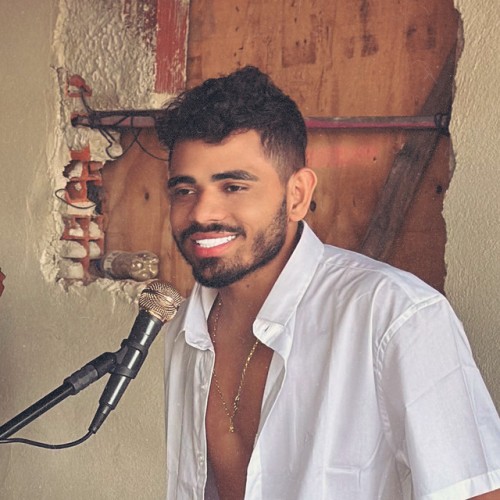 Evoney Fernandes