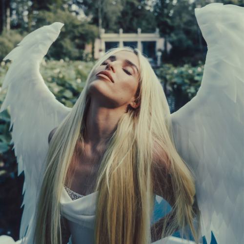 ELENA ROSE