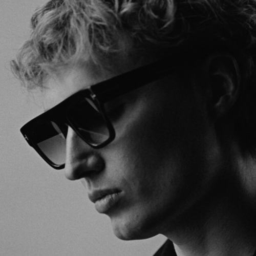 Isac Elliot