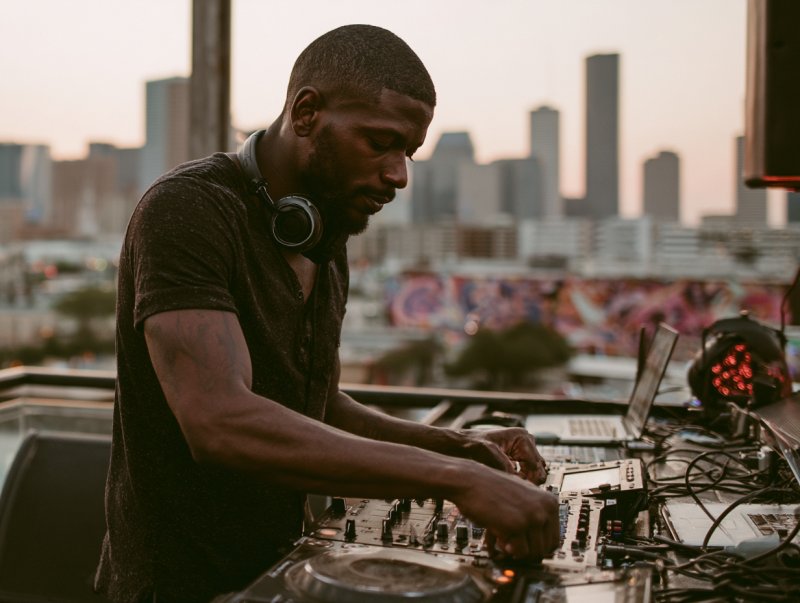 dj in Houston