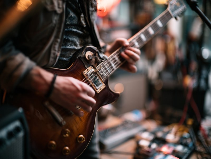 guitarist in Detroit