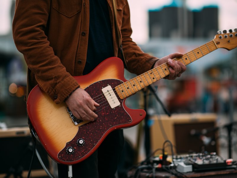 guitarist in Detroit