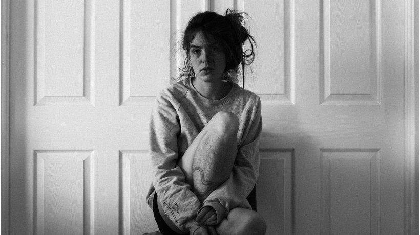 Emma Ruth Rundle (21 and Over)
