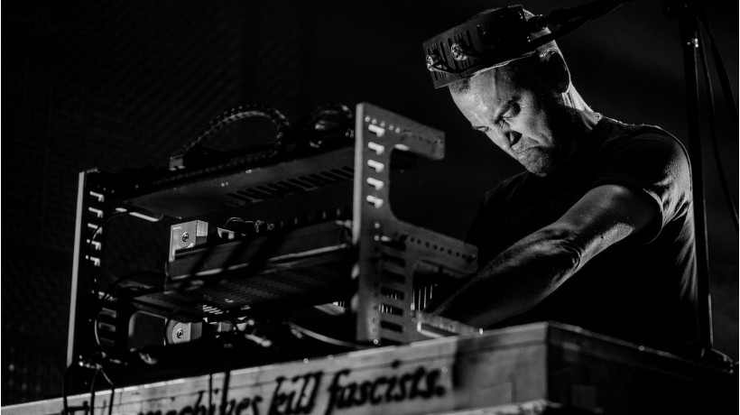 Author & Punisher + Fange