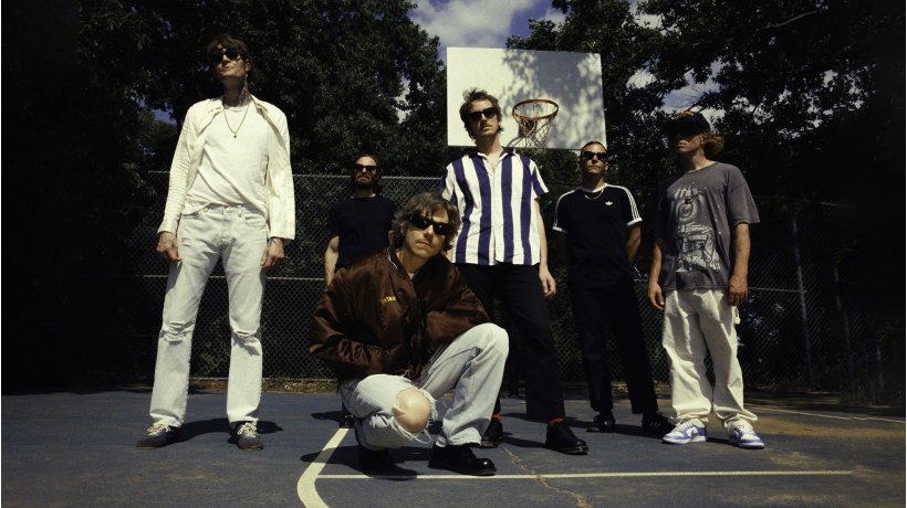 Cage THE Elephant