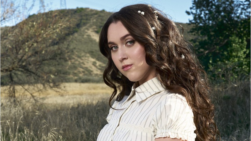 Em Beihold - Tales of a Failed Shapeshifter Tour