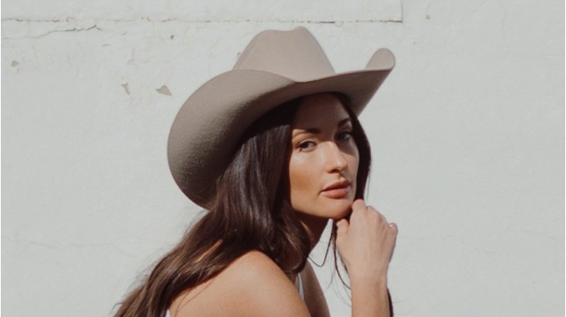 Kacey Musgraves w/ Gabriella Rose