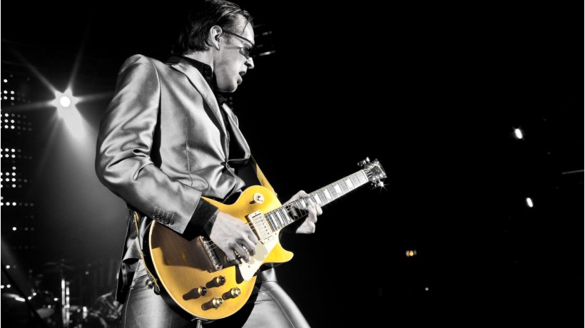 JOE BONAMASSA