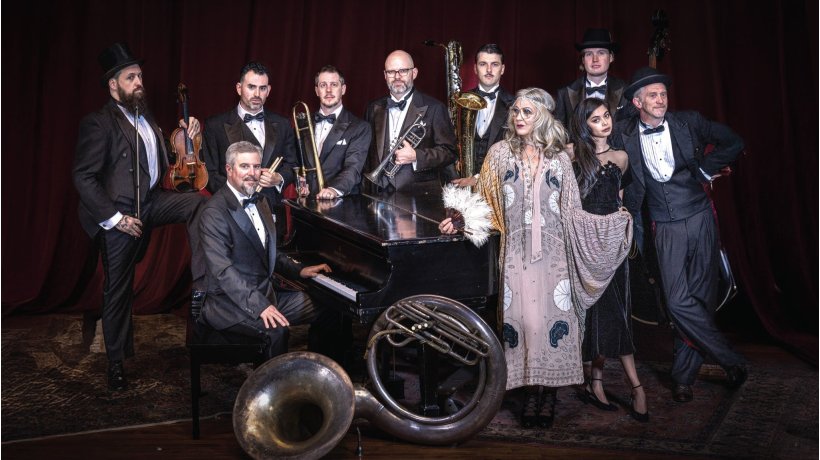 Squirrel Nut Zippers Christmas Caravan