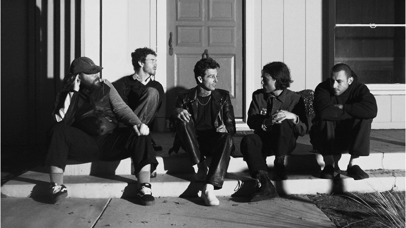 The Neighbourhood: THE WOURLD TOUR