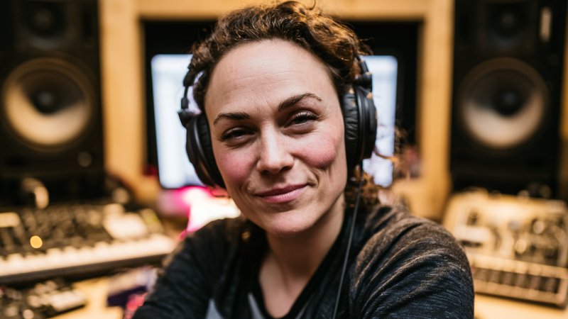Maîtriser l'art du mastering : compétences clés pour ingénieurs du son