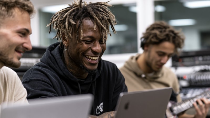 Benoizzy : connecte ta musique au monde entier en créant avec d’autres artistes