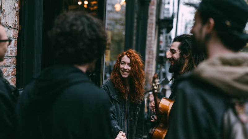 Comment trouver des musiciens pour faire des reprises : guide pratique et réaliste