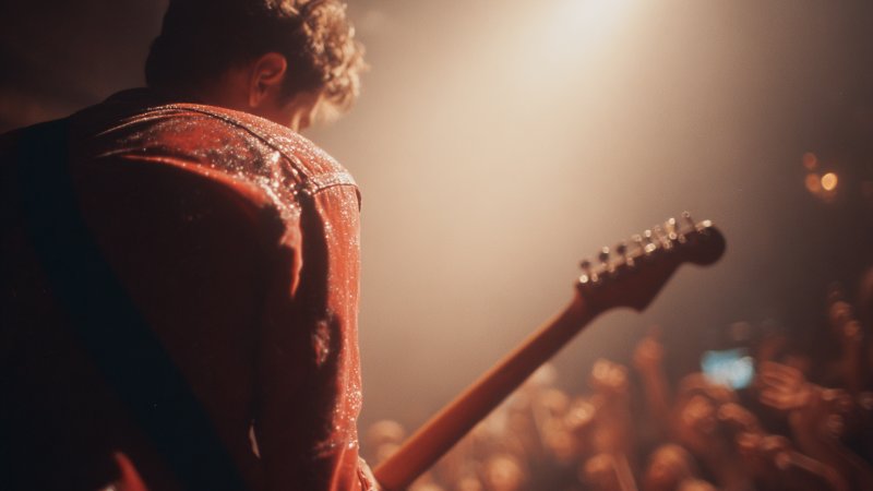 Cherche guitariste : où et comment publier son annonce aujourd’hui ?